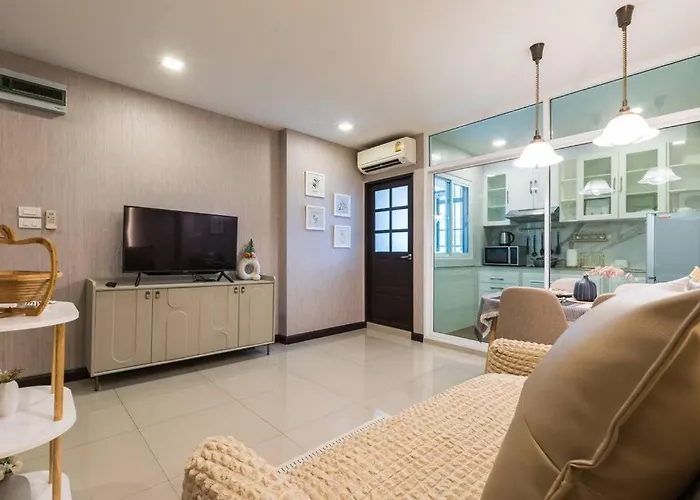 Bkk Sukumvit71 1 Bed 2 Bath 1 Living 1 Kitchen * Bangkok