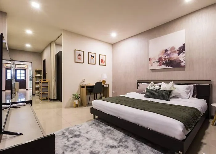 Bkk Sukumvit71 1 Bed 2 Bath 1 Living 1 Kitchen