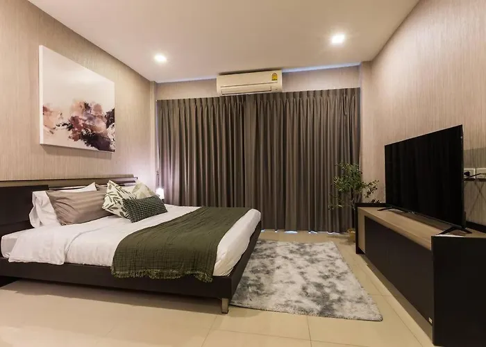 Apartment Bkk Sukumvit71 1 Bed 2 Bath 1 Living 1 Kitchen *
